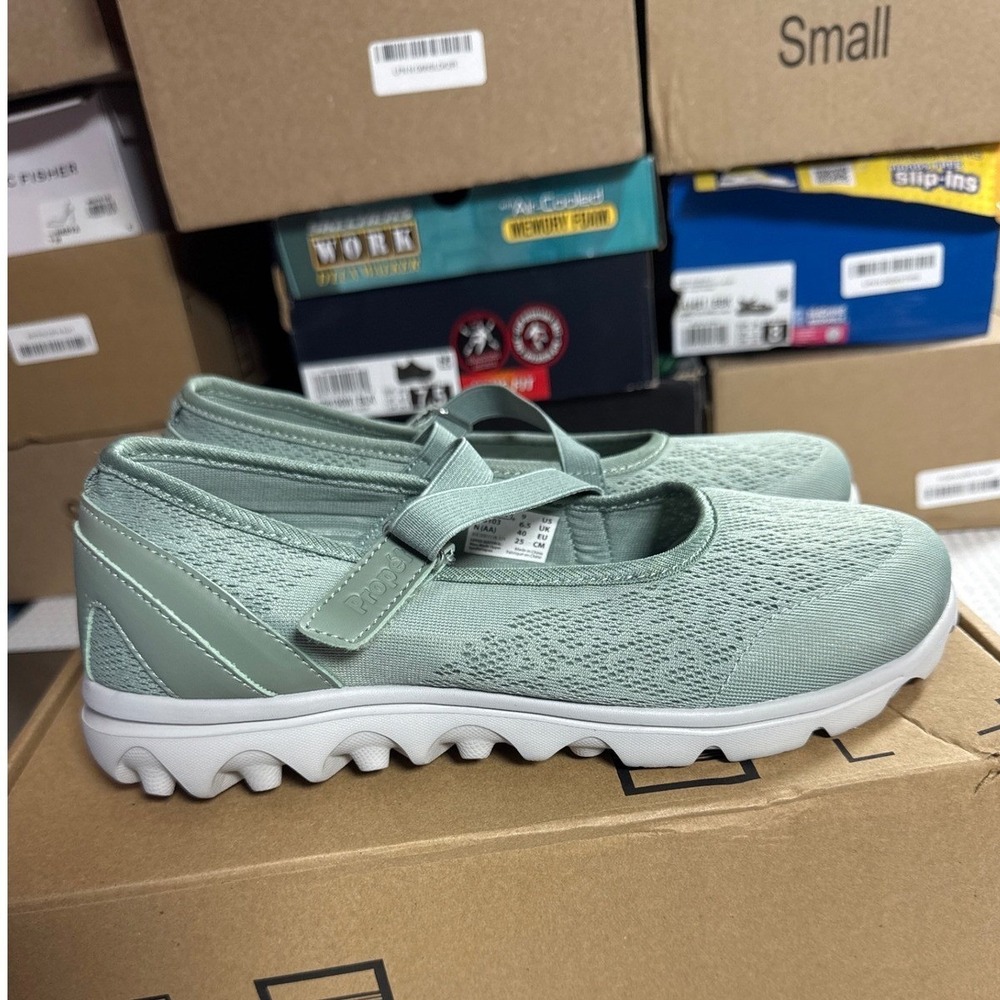 Propet Mary Jane Womens 9 N TravelActiv Sage Green Walking W5103 NWOB